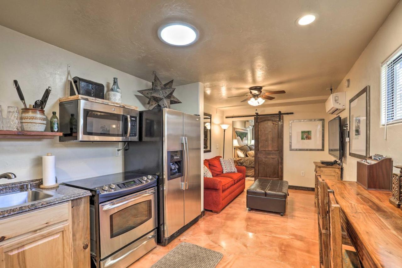 Pet-Friendly Tucson Casita Shared Hot Tub And Porch Villa Eksteriør bilde